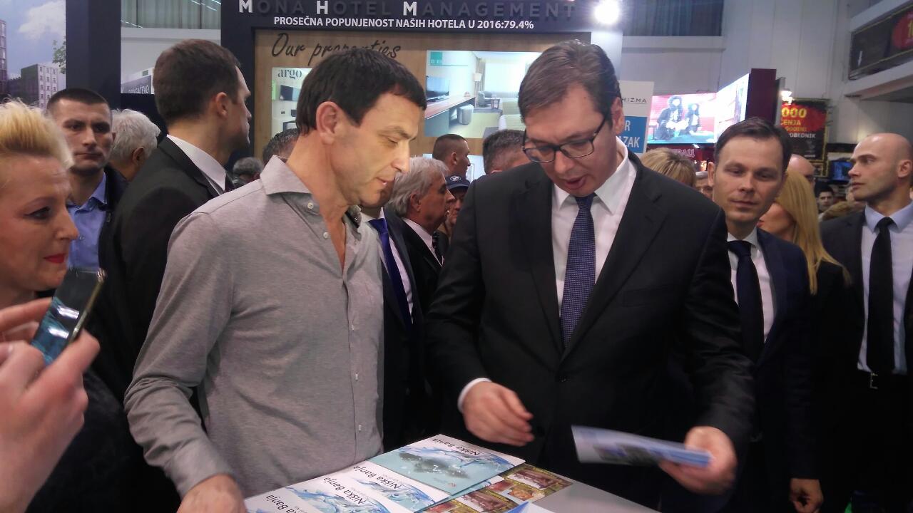 Premijer Aleksandar Vučić posetio štand Niške Banje na Sajmu turizma u Beogradu Premijer Aleksandar Vučić posetio štand Niške Banje na Sajmu turizma u Beogradu