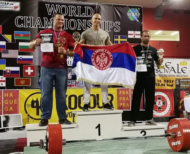 Ponovo najbolji: Dve medalje i svetski rekord Milana Grozdanovića na SP u Češkoj
